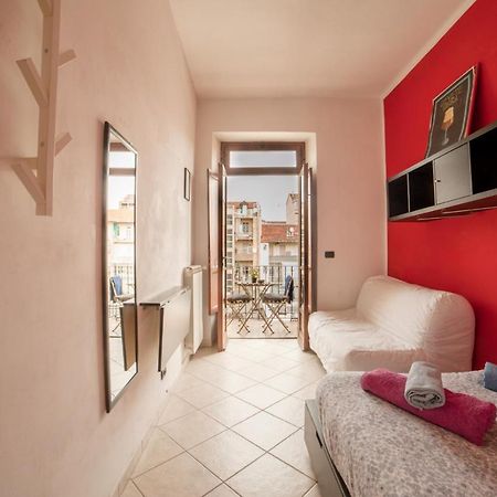 Cozy Room Stanza Close City Center In A Family House Stanza In Appartamento Condiviso Noi Viviamo In Casa Stanza In Affitto Turin Exterior foto