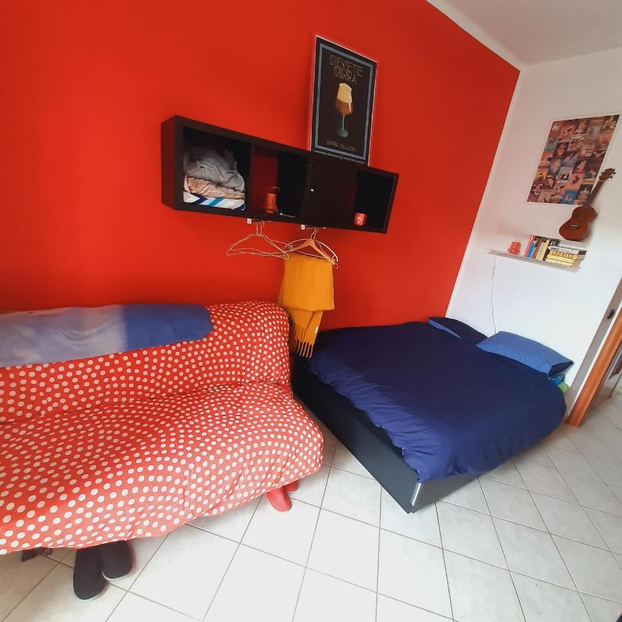 Cozy Room Stanza Close City Center In A Family House Stanza In Appartamento Condiviso Noi Viviamo In Casa Stanza In Affitto Turin Exterior foto