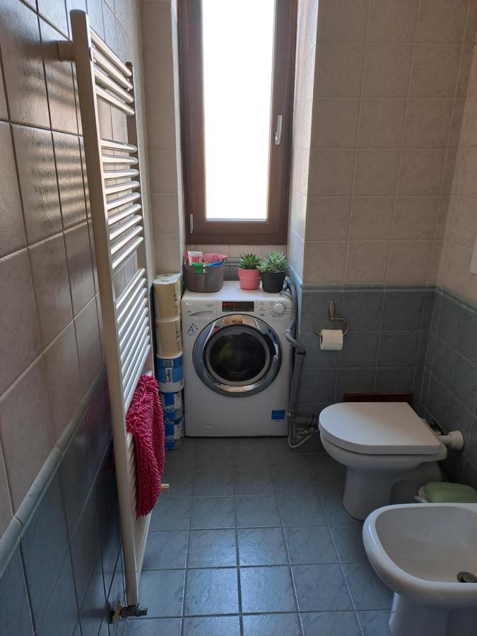 Cozy Room Stanza Close City Center In A Family House Stanza In Appartamento Condiviso Noi Viviamo In Casa Stanza In Affitto Turin Exterior foto