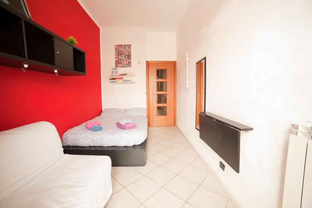 Cozy Room Stanza Close City Center In A Family House Stanza In Appartamento Condiviso Noi Viviamo In Casa Stanza In Affitto Turin Exterior foto