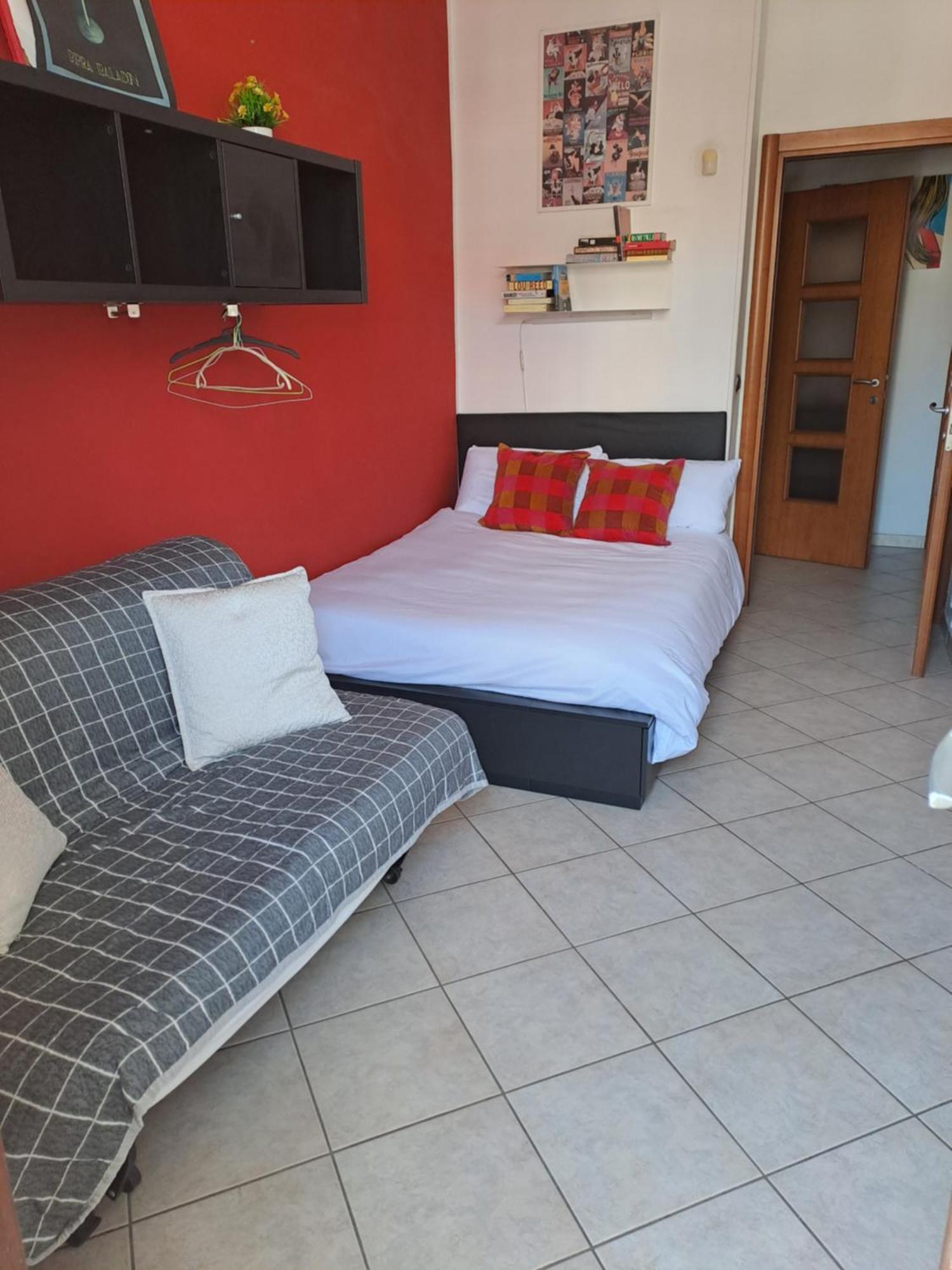 Cozy Room Stanza Close City Center In A Family House Stanza In Appartamento Condiviso Noi Viviamo In Casa Stanza In Affitto Turin Exterior foto